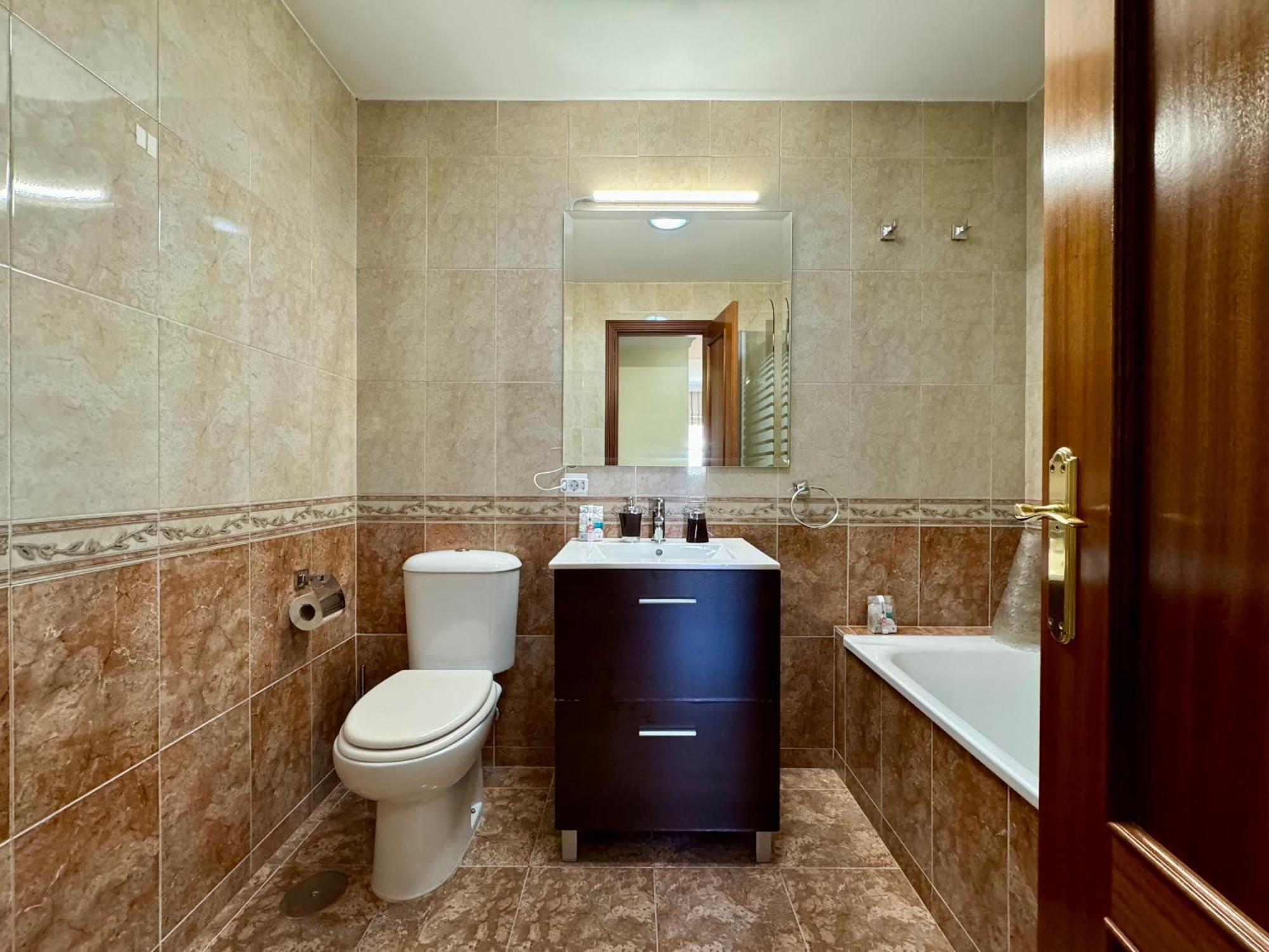Lujoso Piso Centro Aparcamiento Privado, Terraza & Ac Lejlighed Málaga Eksteriør billede
